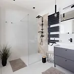 Elegant Escape * Budapest
