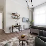 Elegant Escape *