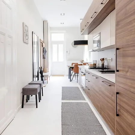 Elegant Escape Apartment